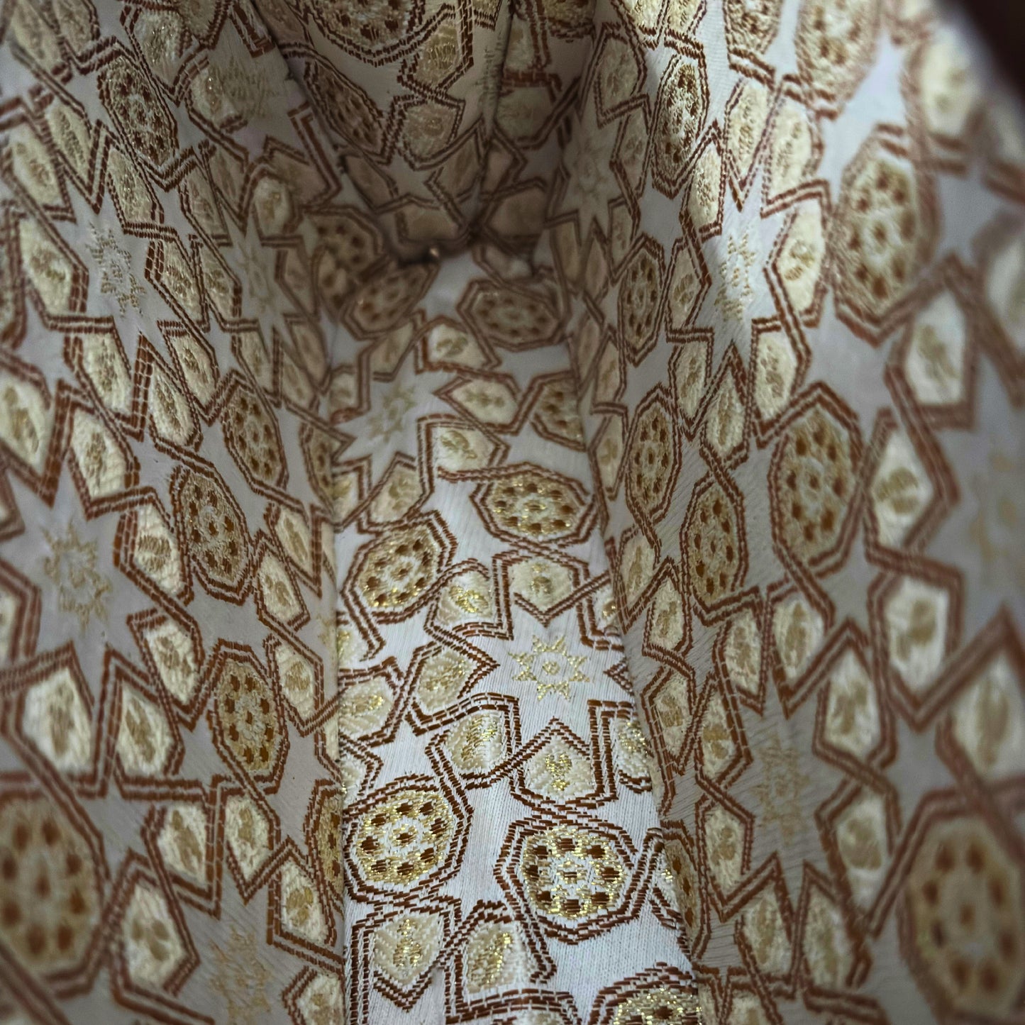 The Garden of Secrets – Handcrafted Damascene Walnut Clutch with Geometric & Botanical Mother of Pearl Inlay