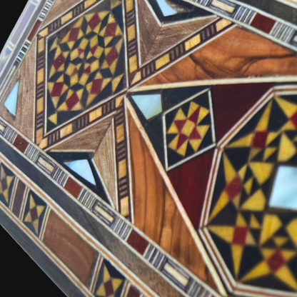 Boîte Damasquinée pour Bijoux, Stylos et Chapelet – Fait Main avec Nacre