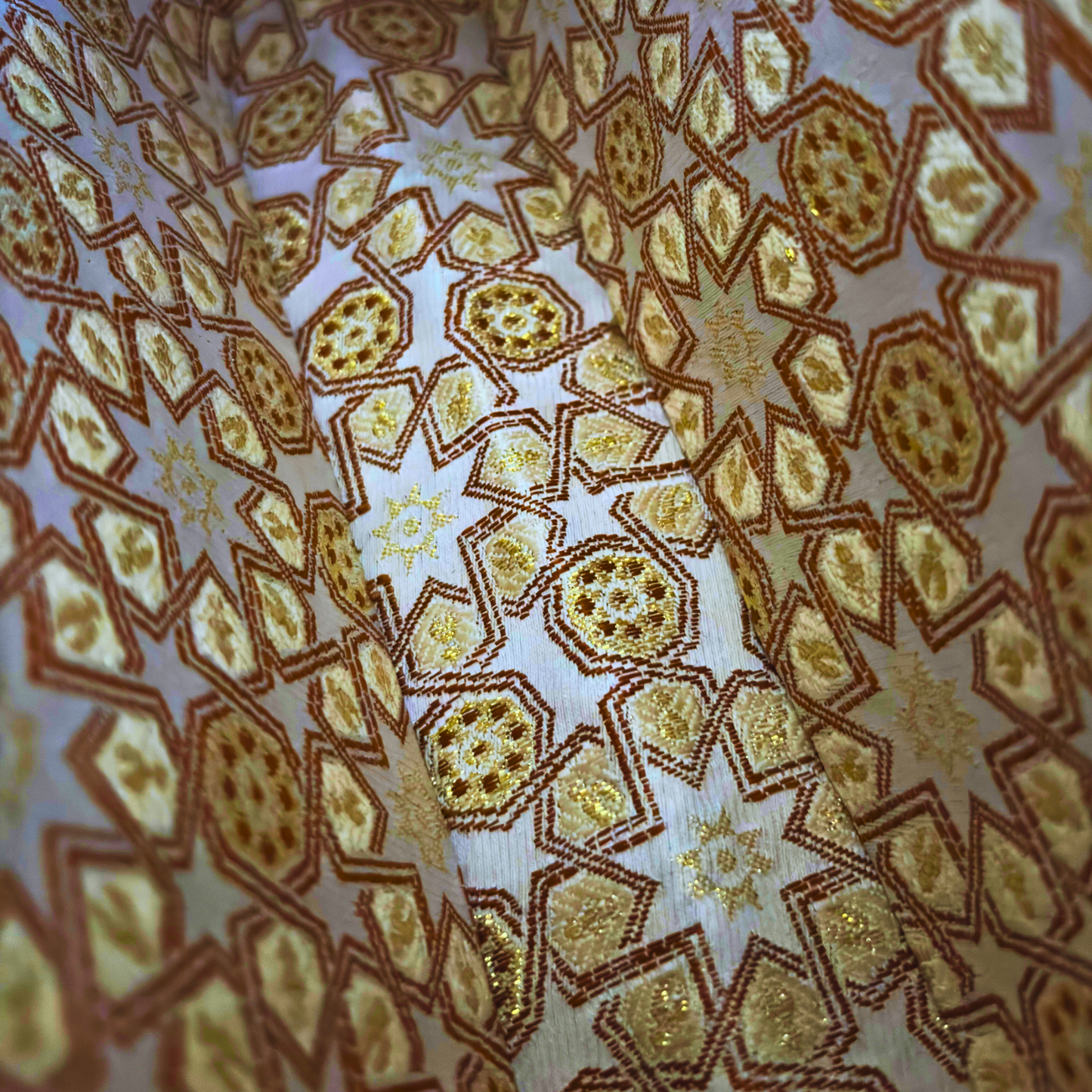 Falak – Clutch Damascena di Lusso con Madreperla e Interno in Broccato