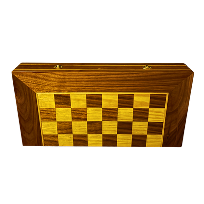 طاولة شطرنج و زهر دمشقية فاخرة من صنع الحرفي غابي الدايه – تصميم  كلاسيكي من الخشب الطبيعي