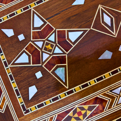 Boîte Damasquinée avec Serrure – Chef-d’Œuvre Fait Main