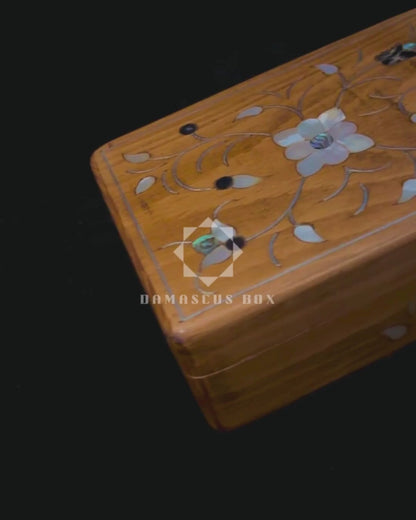 Boîte Damasquine de Luxe Artisanale – Nacre & Velours