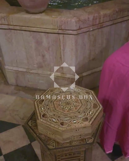 Boîte en Mosaïque Damasquine – Bois Artisanal avec Velours Rouge Intérieur